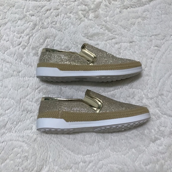 👟 Via Pinky Collection Gold Winnie Sneakers - Picture 4 of 16